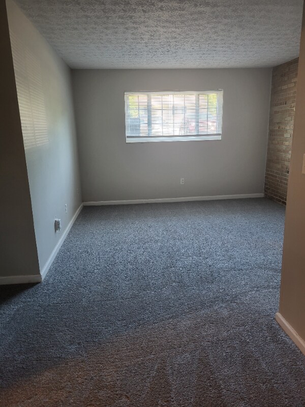 Foto del edificio - 1101 W Maple St