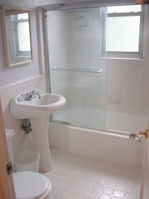 Building Photo - 4004 Beecher St NW