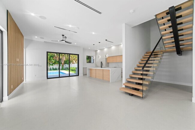 Foto del edificio - 1320 NE 16th Ave