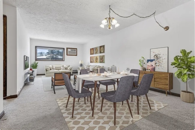 Building Photo - 276 Codman Hill Rd