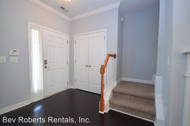 Building Photo - 3 br, 2.5 bath House - 8328 Plano Court