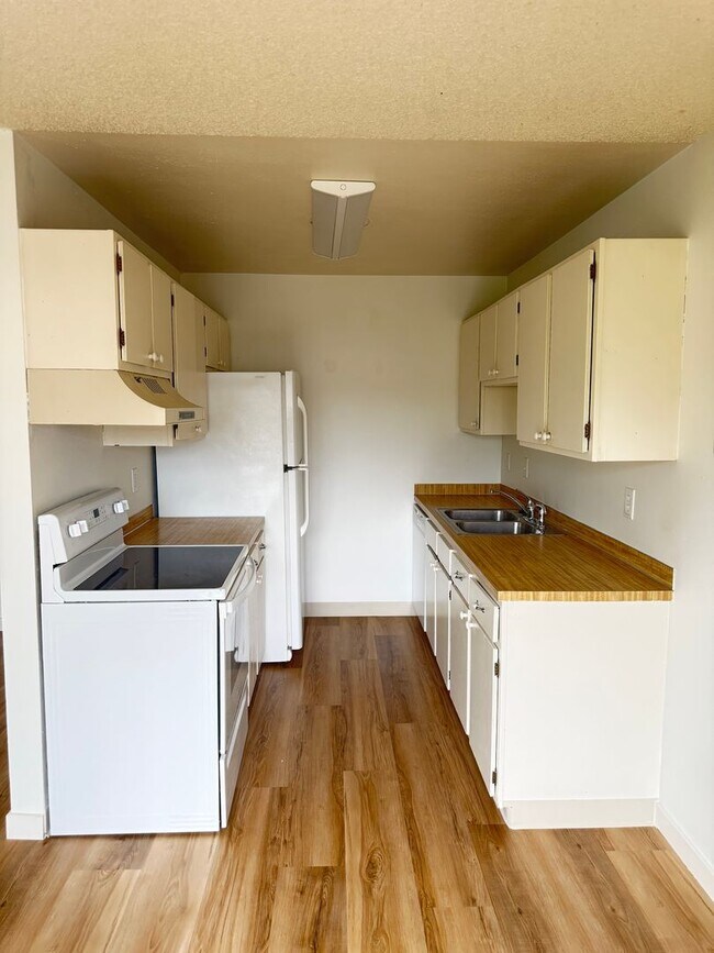 Foto del edificio - 4155 Monroe Dr
