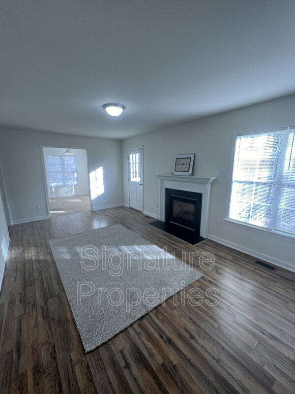 Foto del edificio - 3309 Pemberton Creek Ct