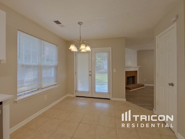 Foto del edificio - 1047 Winterglen Way