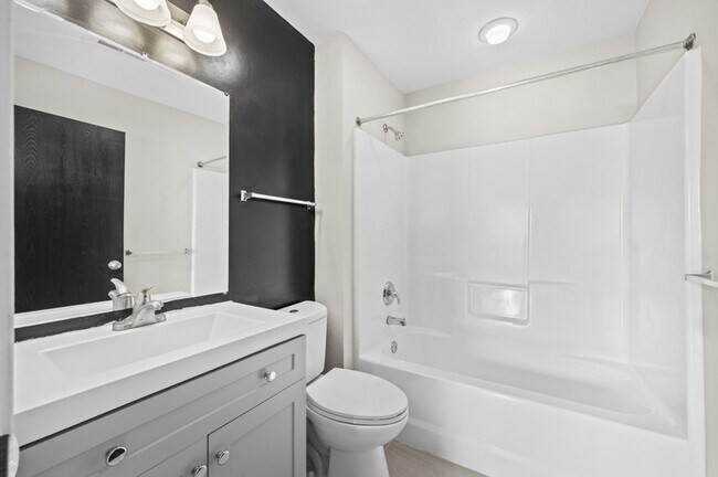 Foto del edificio - 9036 Charlotte Ct