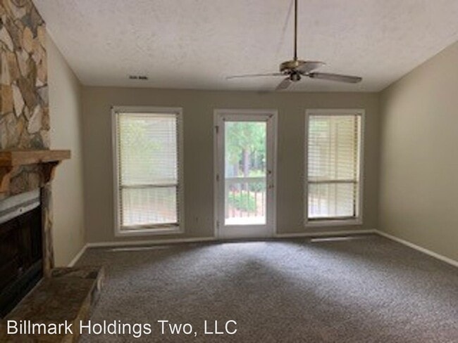 Building Photo - 2 br, 2 bath House - 1899 Tryon Drive Unit 5