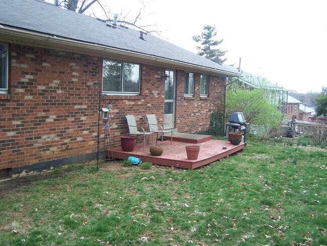 Building Photo - 1263 Bordeaux Dr