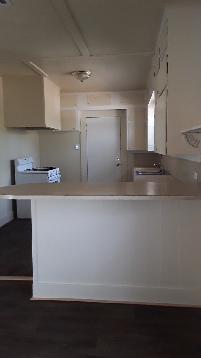 Foto del edificio - 1312 Ellis Ave