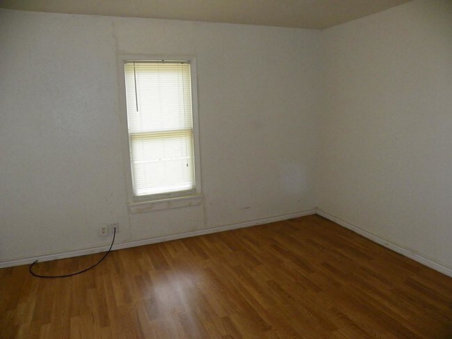 Building Photo - 209 Talltimbers Ln