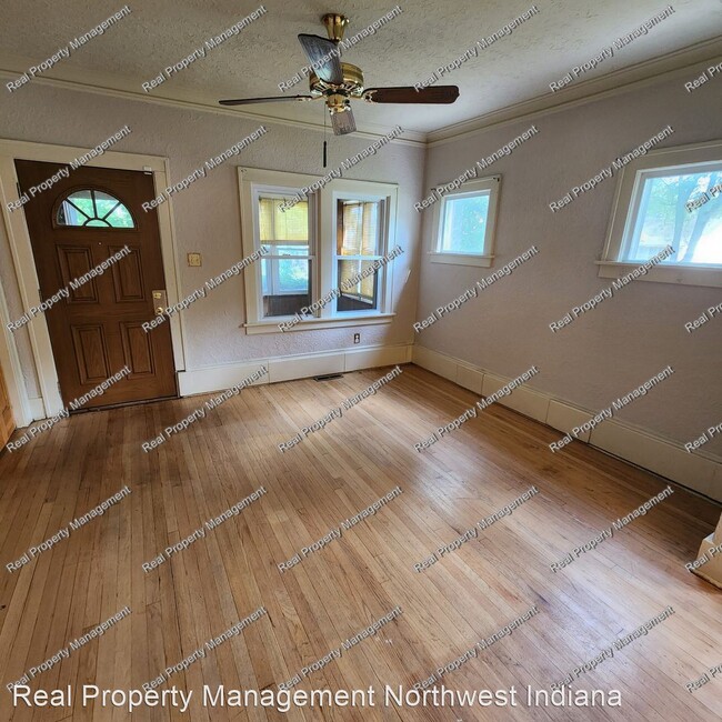 Building Photo - 3 br, 2 bath House - 6648 Monroe Avenue