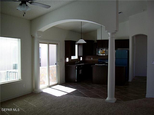 Building Photo - 3709 Loma Brisa Dr