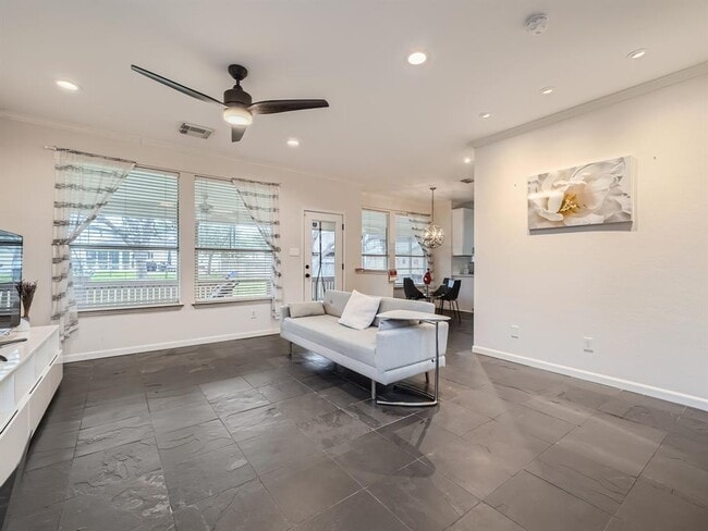 Building Photo - 8001 Rimini Trail