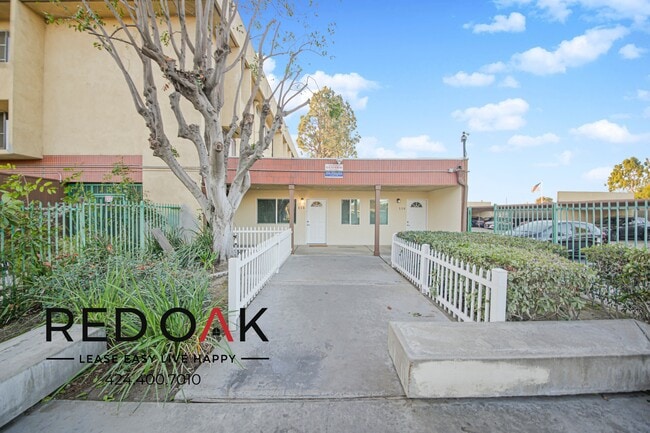 Building Photo - 5107 Passons Blvd