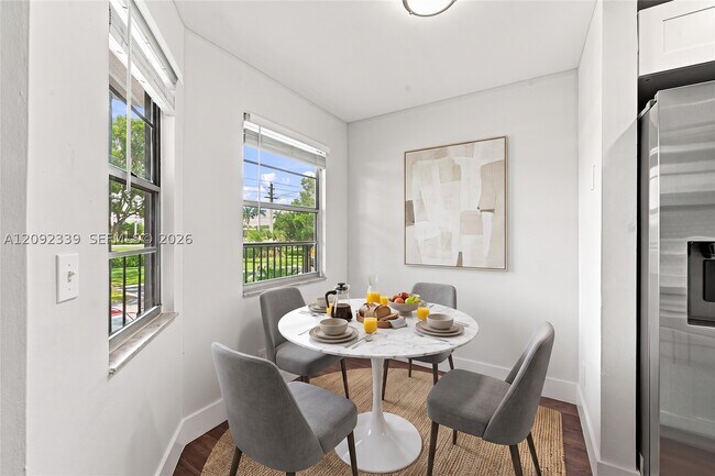 Foto del edificio - 1400 SW 124th Terrace