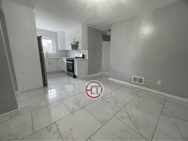 Foto del edificio - 3218 Griswold Ave