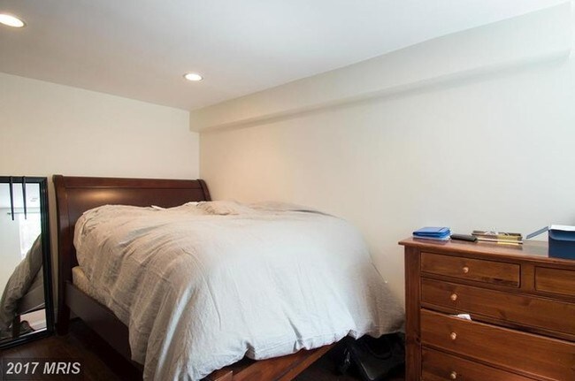 Foto del edificio - 918 Westminster St NW