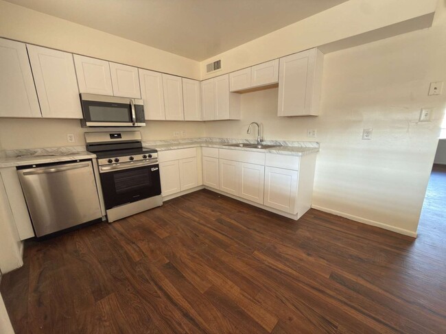 Photo - 7010 N. 34th Ave. House