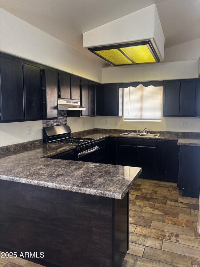 Foto del edificio - 814 E 13th St