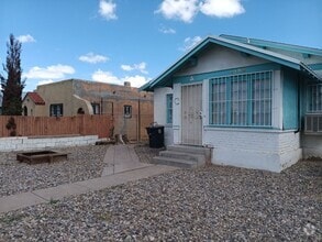 Building Photo - 2129 Coal Ave SE
