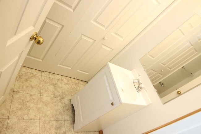 Foto del edificio - 3380 Saratoga St