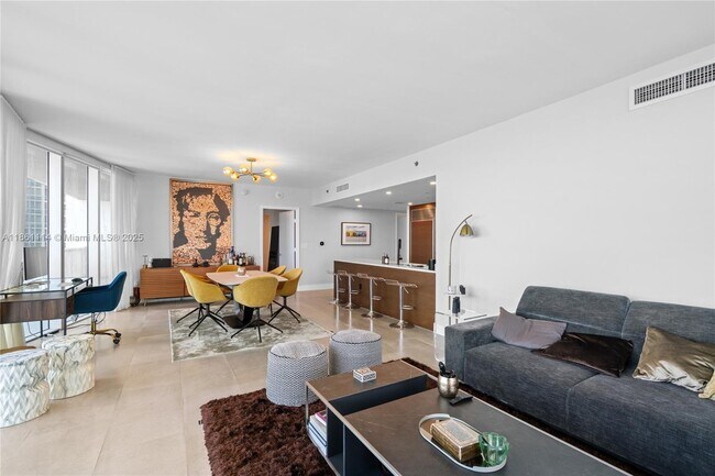 Foto del edificio - 465 Brickell Ave