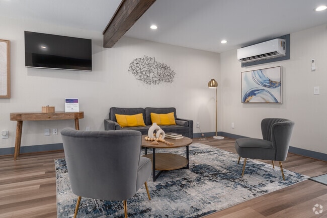 Leasing Office - Arcata Townhomes