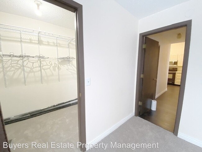 Foto del edificio - 8520 Boundary Ave