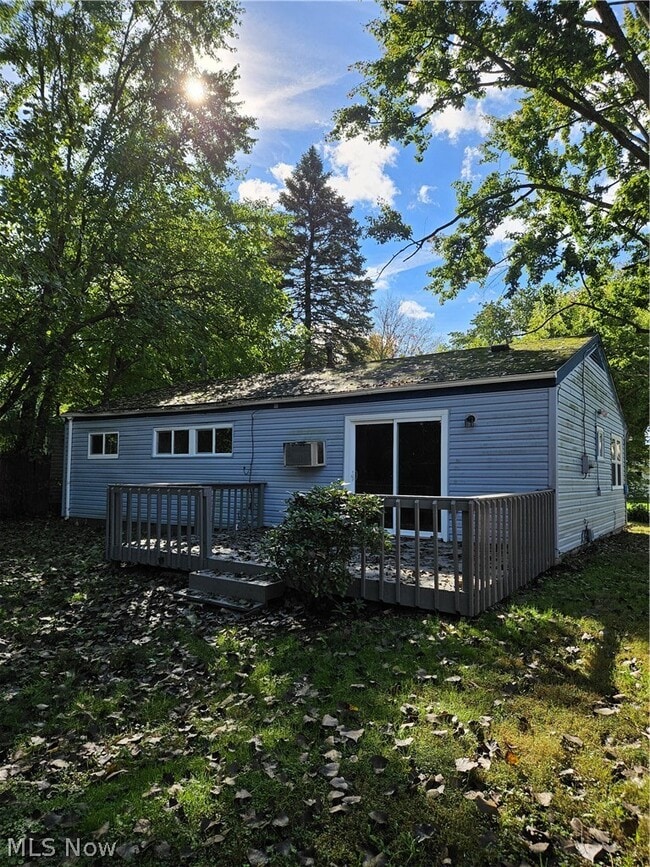 Foto del edificio - 1859 Sheffield Dr