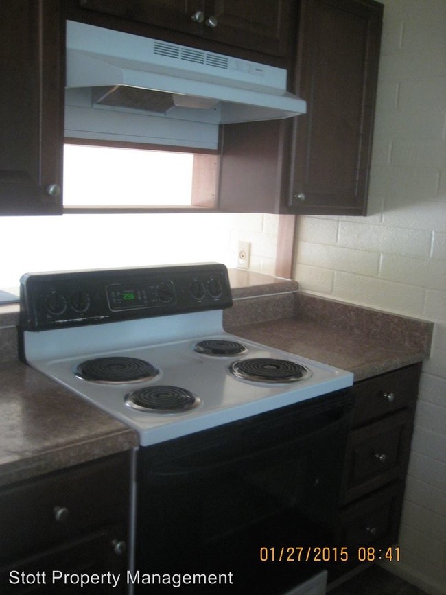 Building Photo - 6255 Milolii Pl