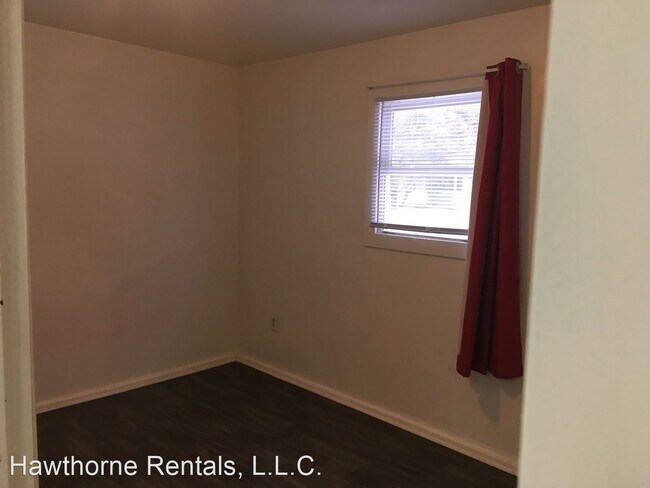 Building Photo - 2 br, 1 bath House - 211 Monroe Street