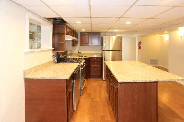 Foto del edificio - 1473 W Erie St