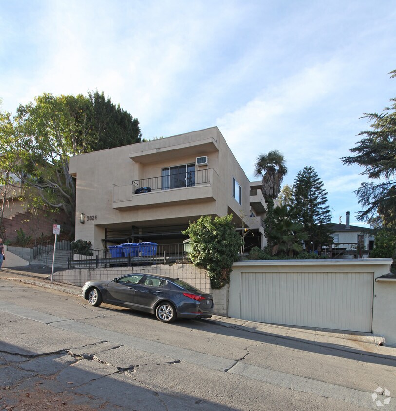 Primary Photo - 3824 Evans St