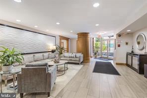 Foto principal - 3900 Tunlaw Rd NW