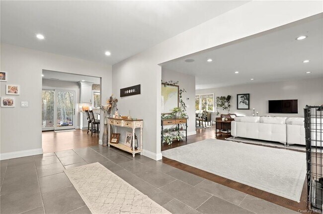 Foto del edificio - 442 Riversville Rd