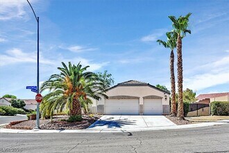 Building Photo - 5840 Coconut Creek St