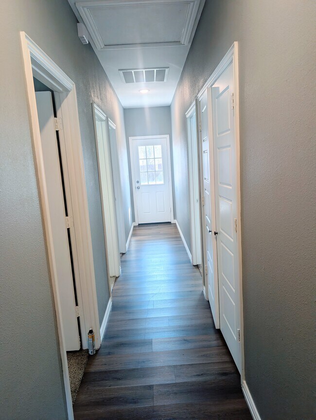 Foto del edificio - 1014 E Epstein St