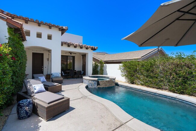 Foto del edificio - 53385 Avenida Mendoza