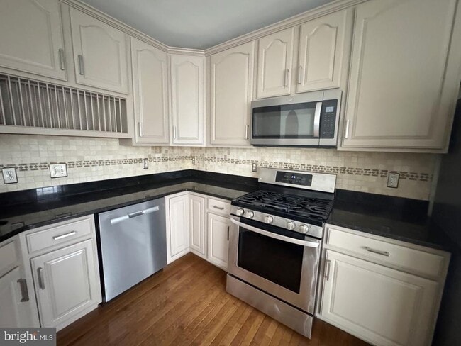 Building Photo - 43511 Evian Ln