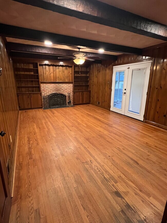 Building Photo - 4071 Falstone Rd
