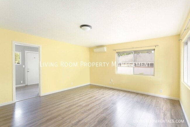 Building Photo - 4819 NE 86th-