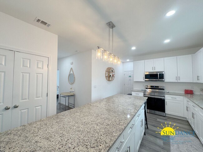 Foto del edificio - Beachside Retreat with Private Gated Access!