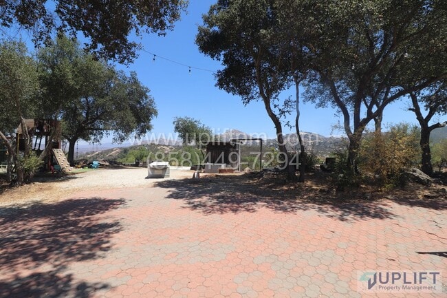 Building Photo - Old Barona Rd (13100)
