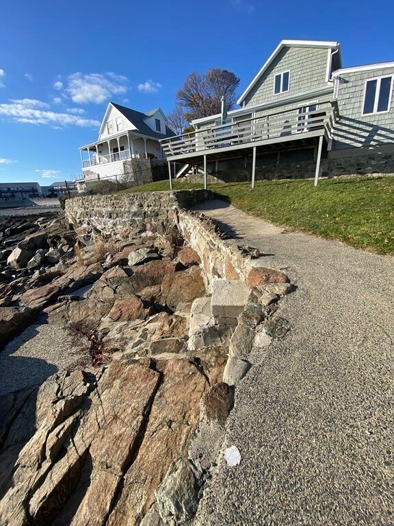 Building Photo - 89 Bass Point Rd