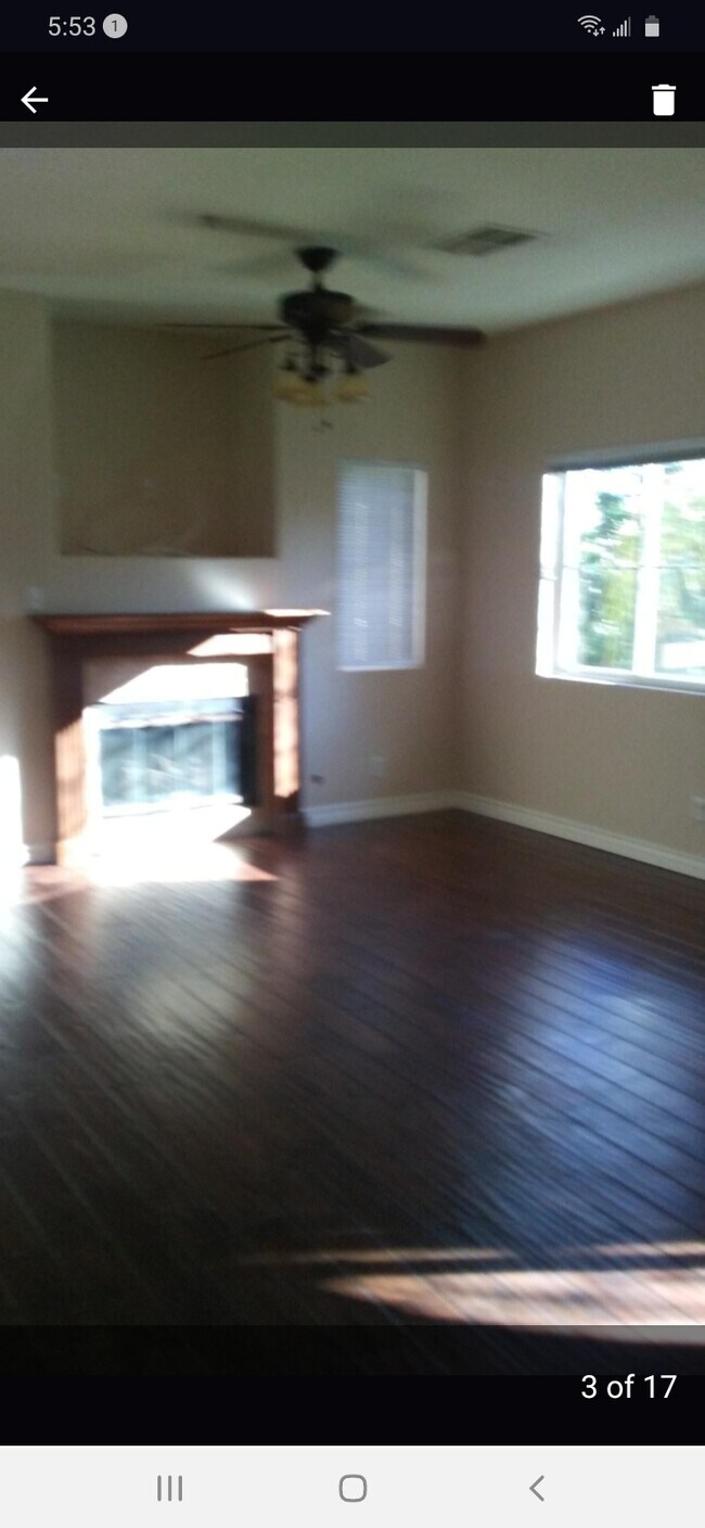 Living room - 26308 Arboretum Way
