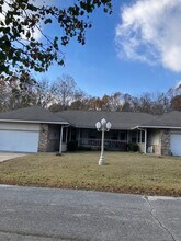 Building Photo - 8675 Golf Creek Dr