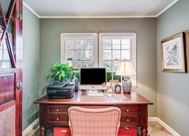 Foto del edificio - 1152 El Abra Way