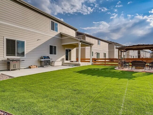 Foto del edificio - 4 Bedroom Single Family Home in Colorado S...