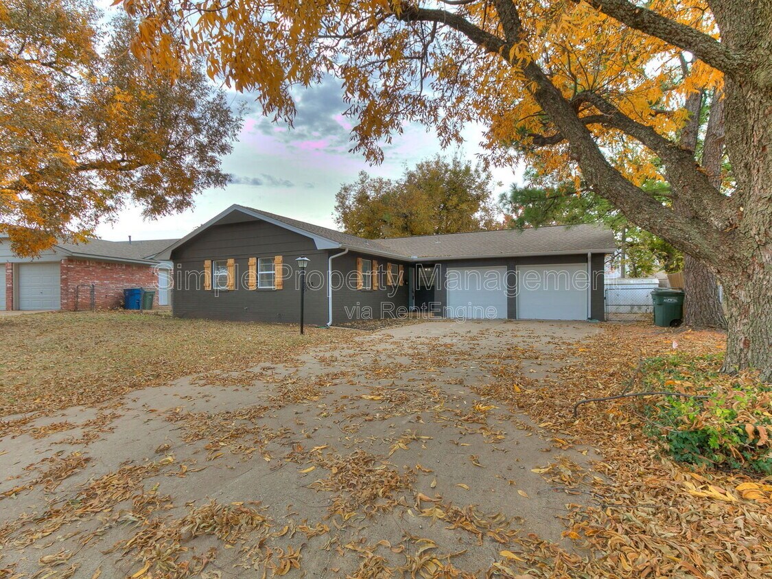 Foto principal - 104 Marilyn Ave