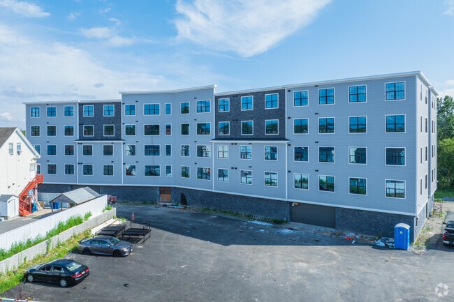 Building Photo - 354 Park