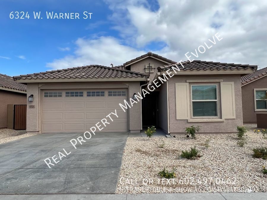 Primary Photo - Great Open Floorplan